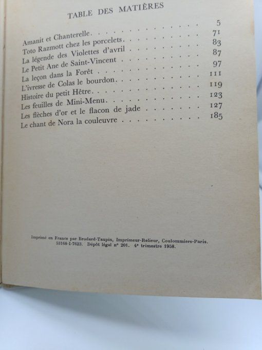 C. PINEAU  Histoires de la fôret de Bercé